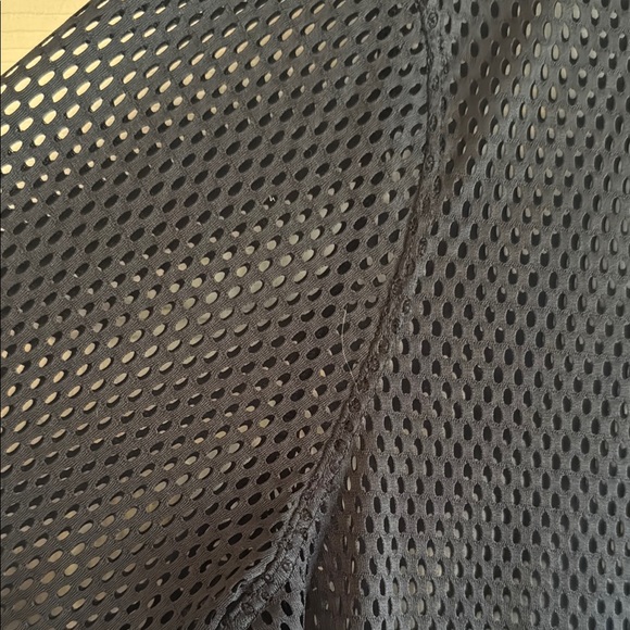 Victoria sport Black Mesh Zip-Up Jacket - Picture 3 of 4